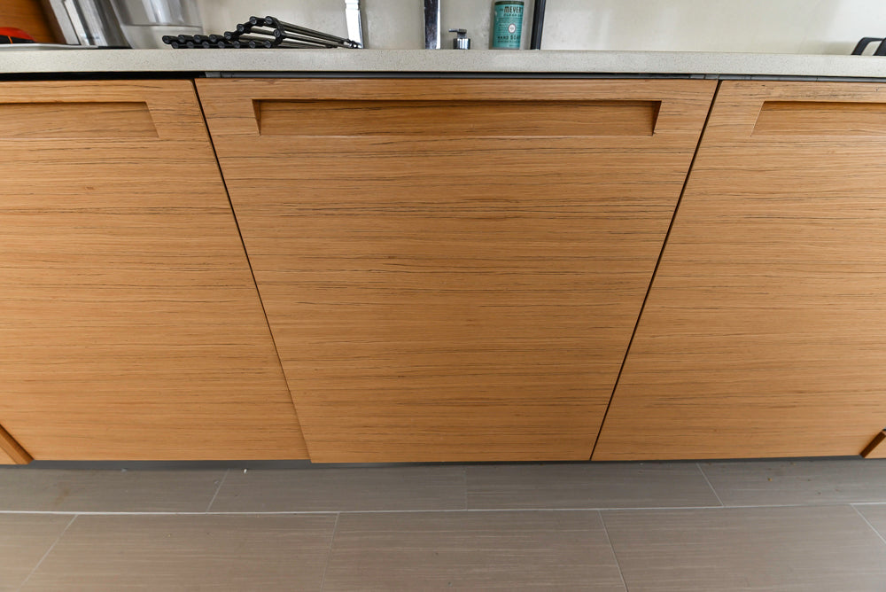 Poliform Modern Kitchen with Sideboard and Miele & Sub-Zero Appliances