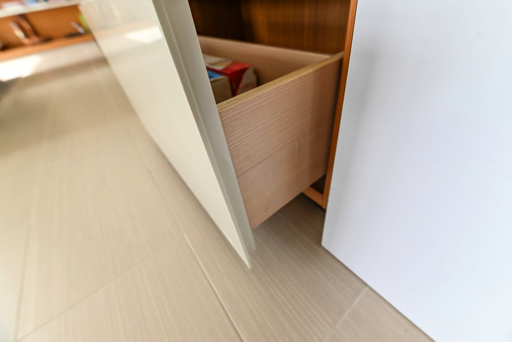 Poliform Modern Kitchen with Sideboard and Miele & Sub-Zero Appliances