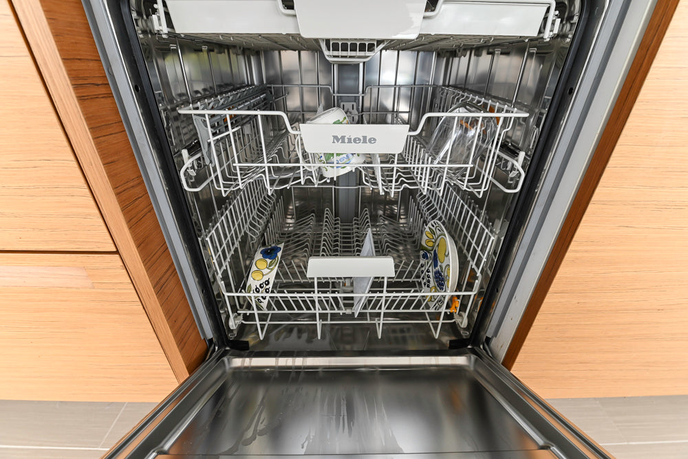 Poliform Modern Kitchen with Sideboard and Miele & Sub-Zero Appliances