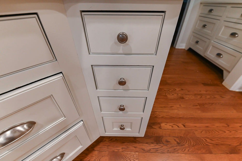 Plain & Fancy White Kitchen with Side Pantry & Appliances
