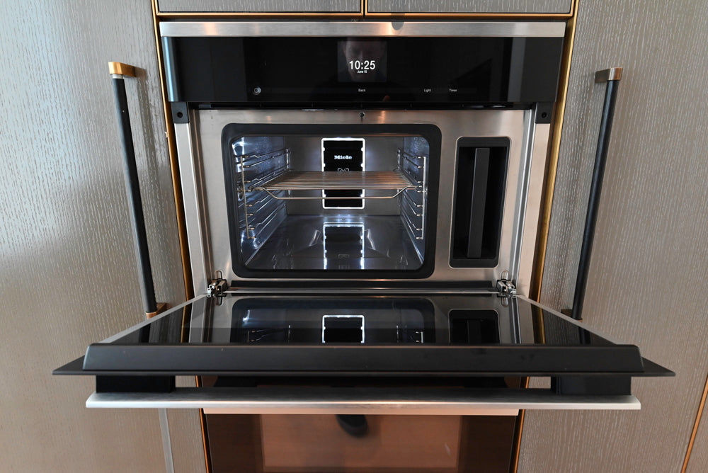 Thomas Juul-Hansen Modern Grey Oak Kitchen with Island & Miele Appliances