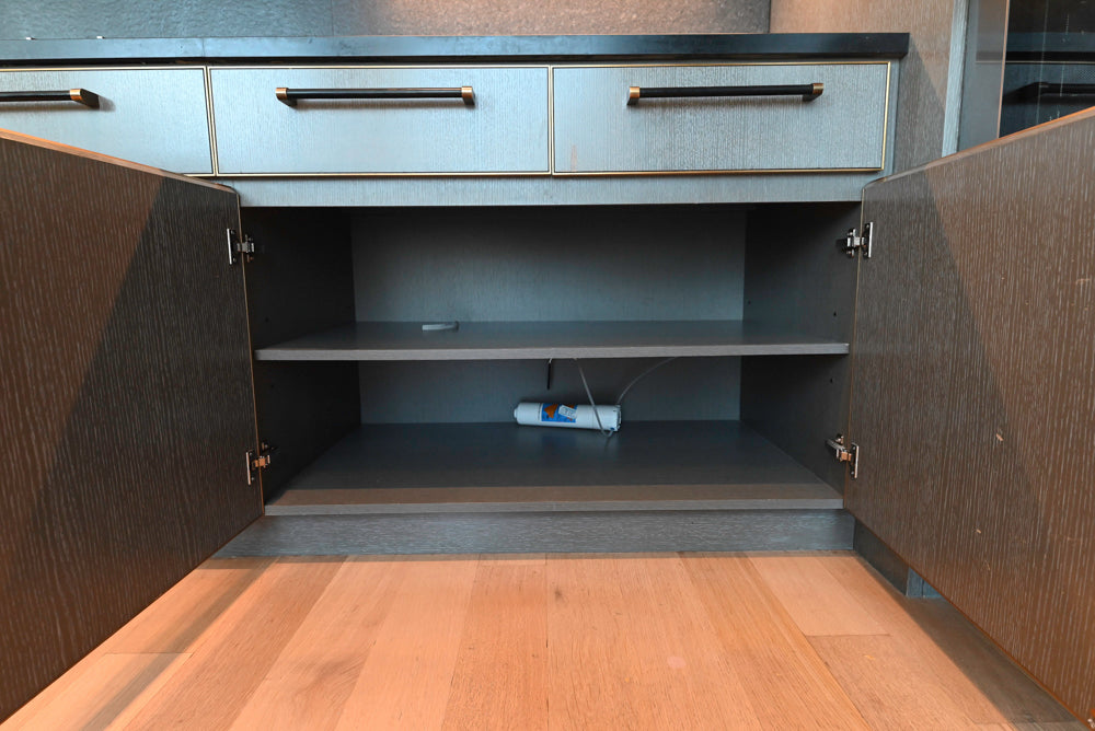 Thomas Juul-Hansen Modern Grey Oak Kitchen with Island & Miele Appliances