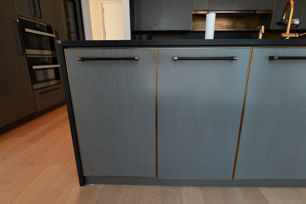 Thomas Juul-Hansen Modern Grey Oak Kitchen with Island & Miele Appliances