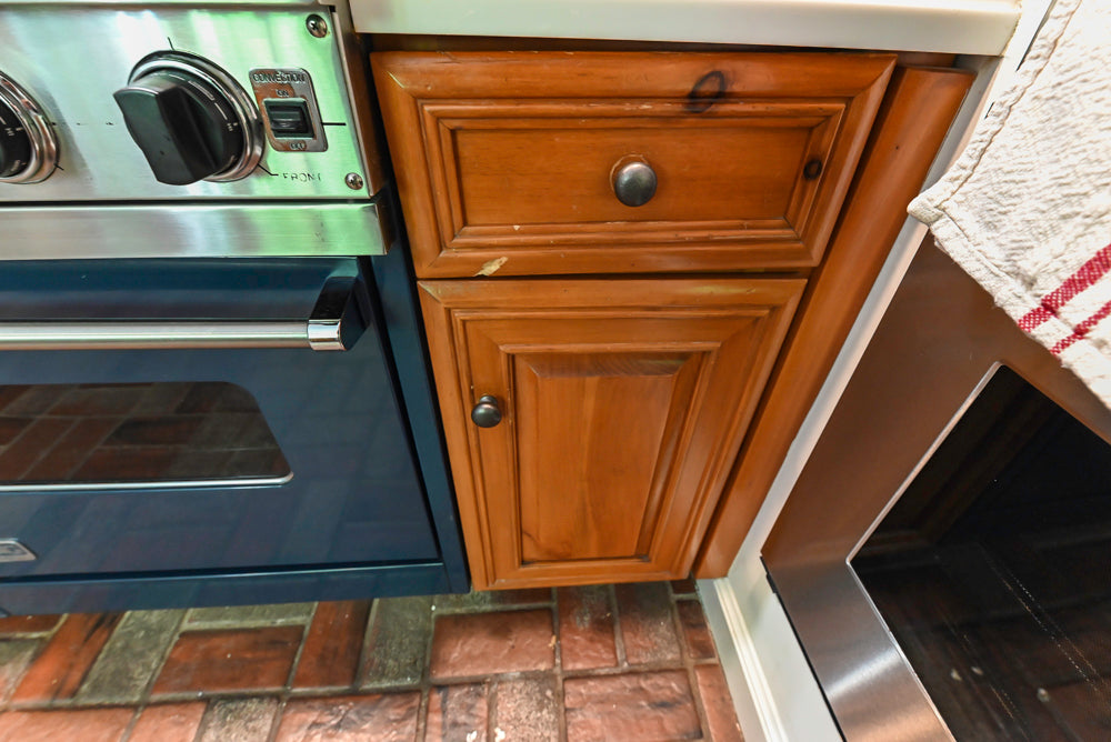 Wood-Mode Traditional Classic Craftsman Kitchen with Appliances