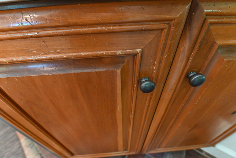 Wood-Mode Traditional Classic Craftsman Kitchen with Appliances