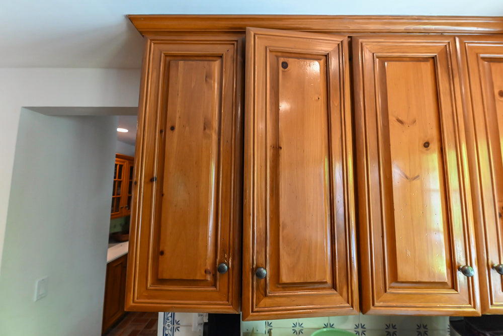 Wood-Mode Traditional Classic Craftsman Kitchen with Appliances