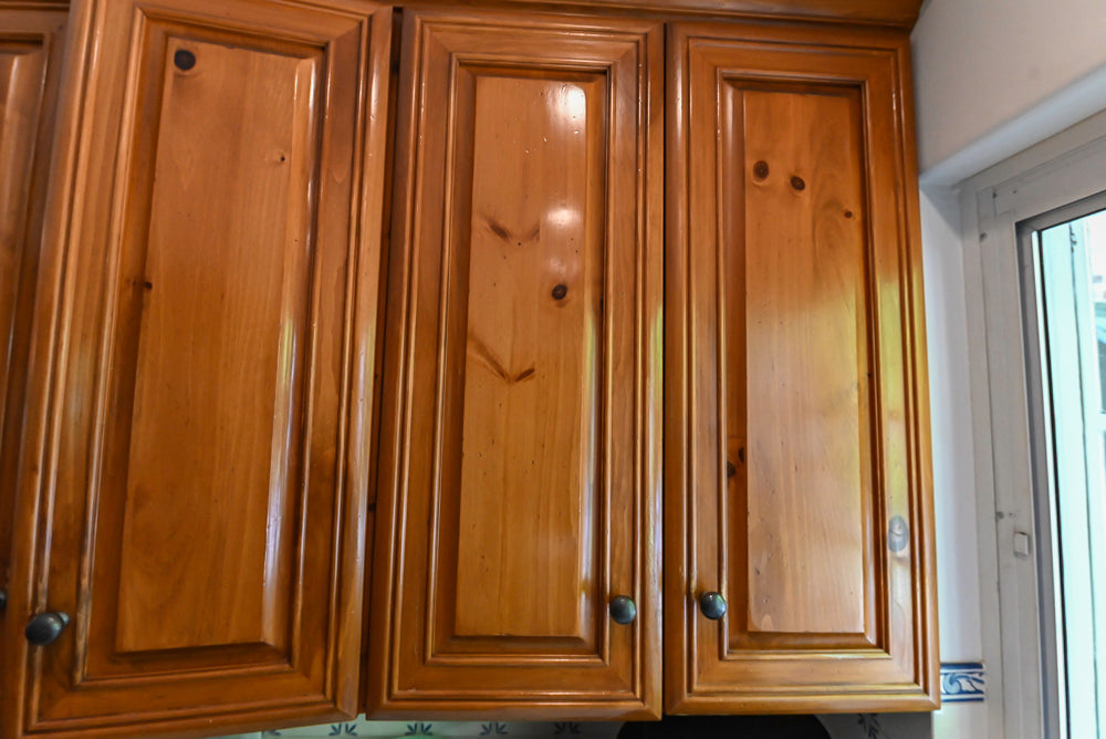 Wood-Mode Traditional Classic Craftsman Kitchen with Appliances