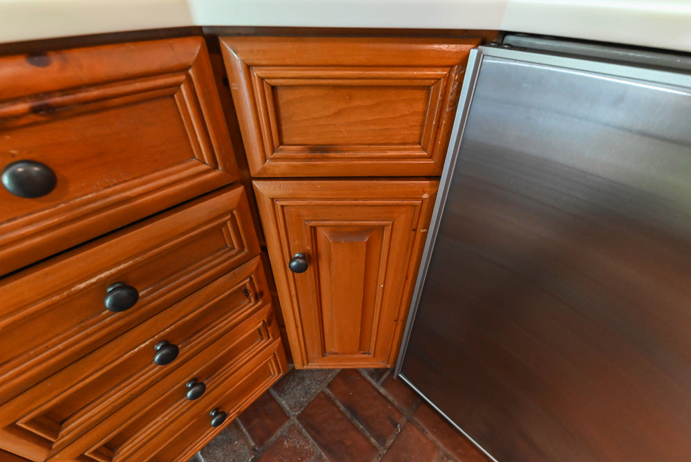 Wood-Mode Traditional Classic Craftsman Butler's Pantry