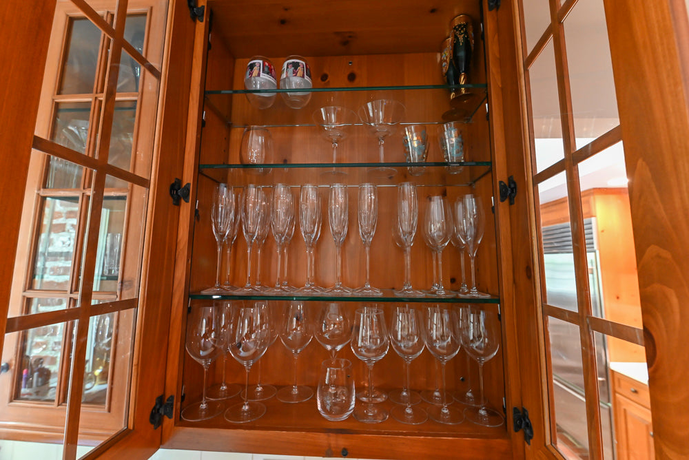 Wood-Mode Traditional Classic Craftsman Butler's Pantry