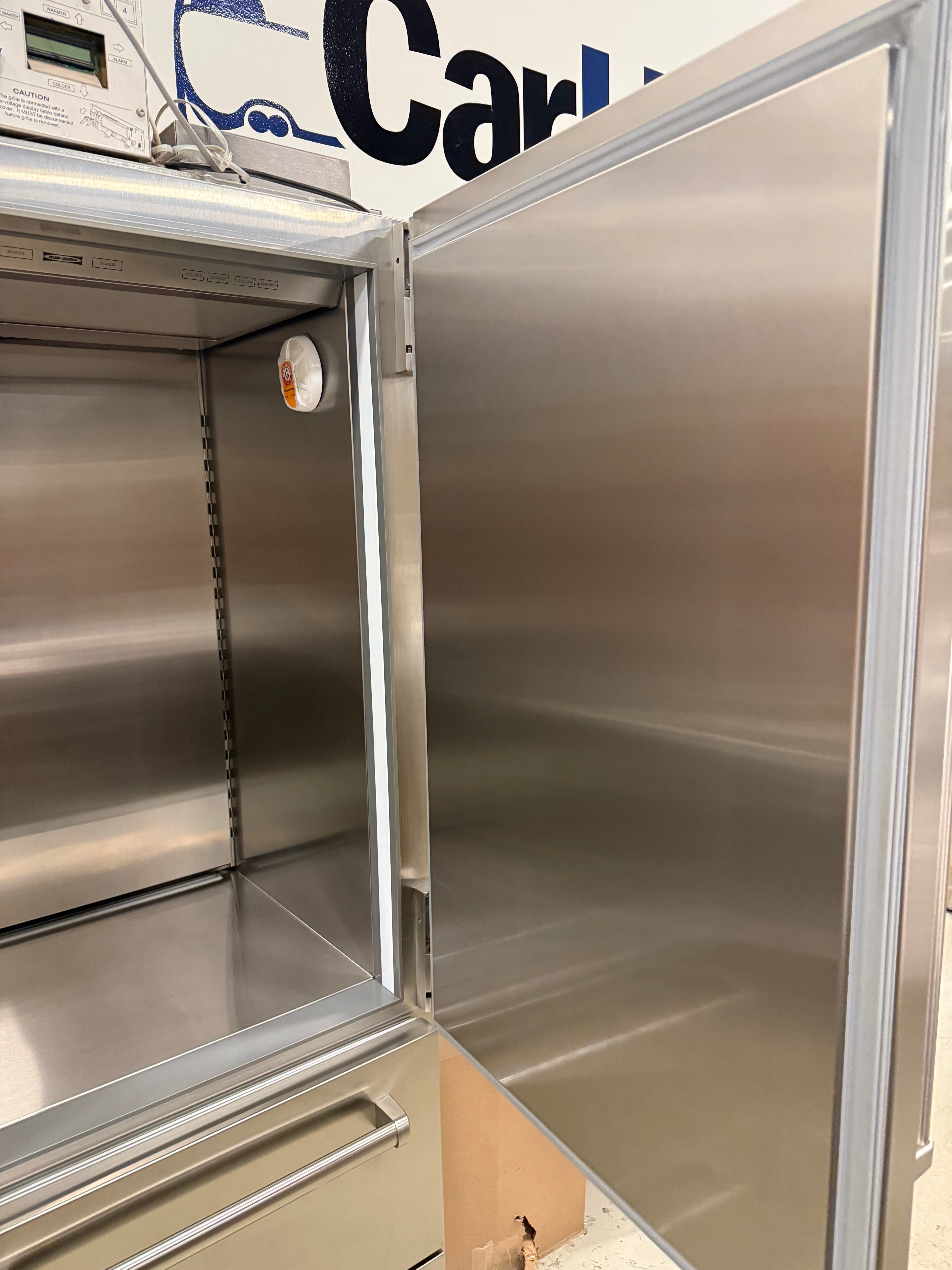 リオ Sub-Zero PRO 48 Solid Door Refrigerator | 648PRO – Aurora Circ