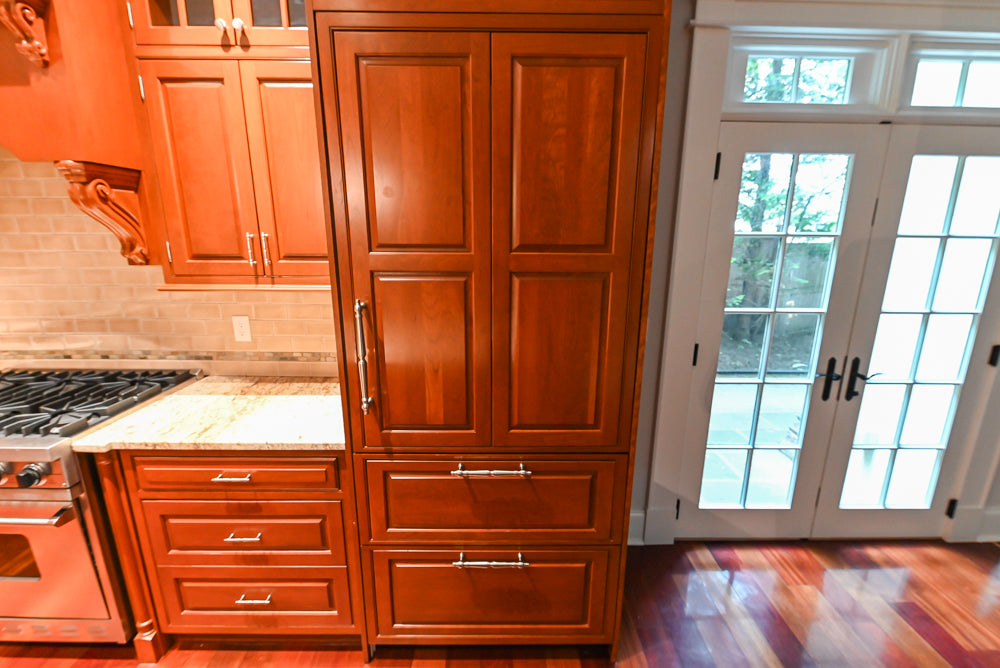 Plain & Fancy Traditional Craftsman Wood Kitchen with Island & Appliances
