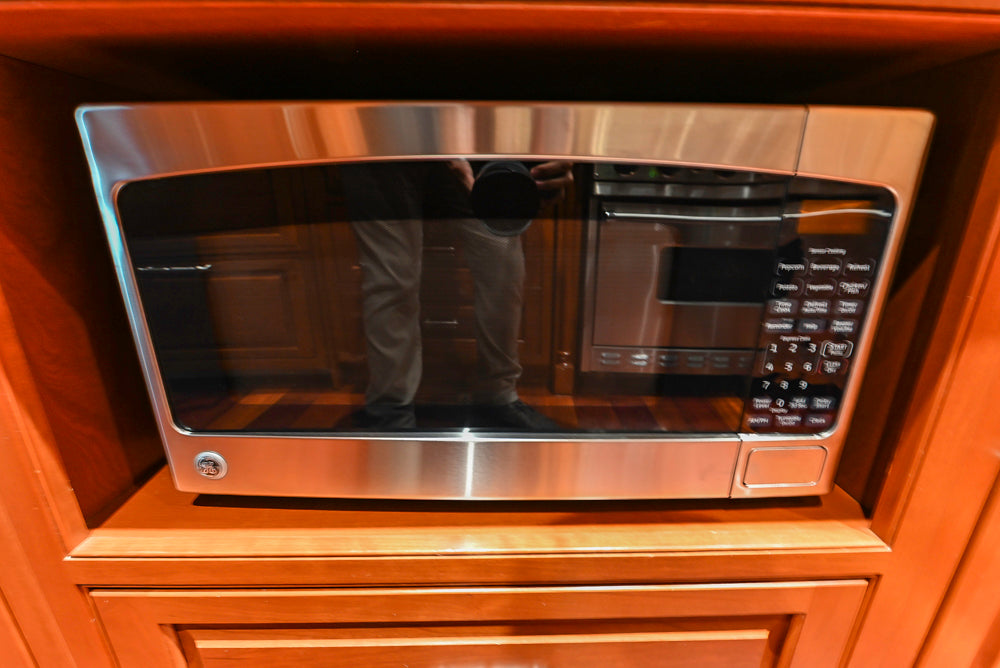 Plain & Fancy Traditional Craftsman Wood Kitchen with Island & Appliances