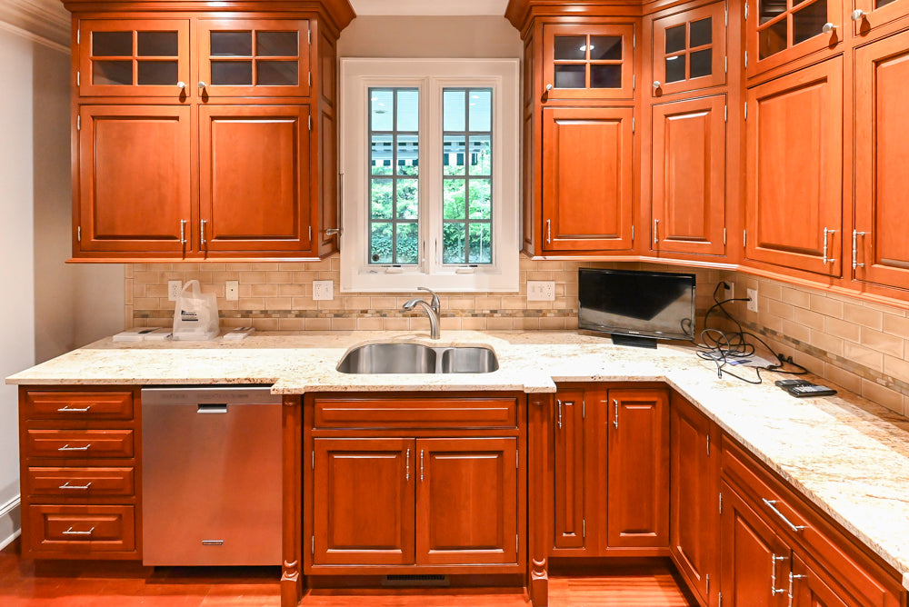 Plain & Fancy Traditional Craftsman Wood Kitchen with Island & Appliances