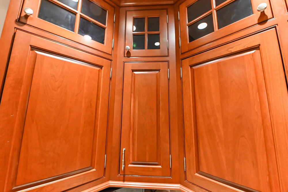 Plain & Fancy Traditional Craftsman Wood Kitchen with Island & Appliances