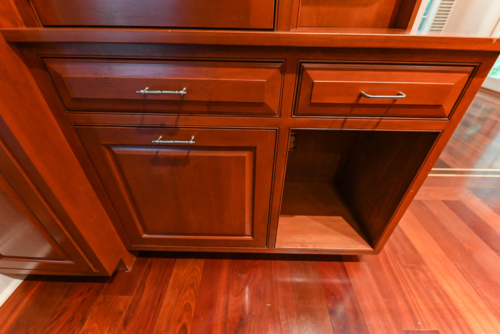 Plain & Fancy Traditional Craftsman Wood Kitchen with Island & Appliances