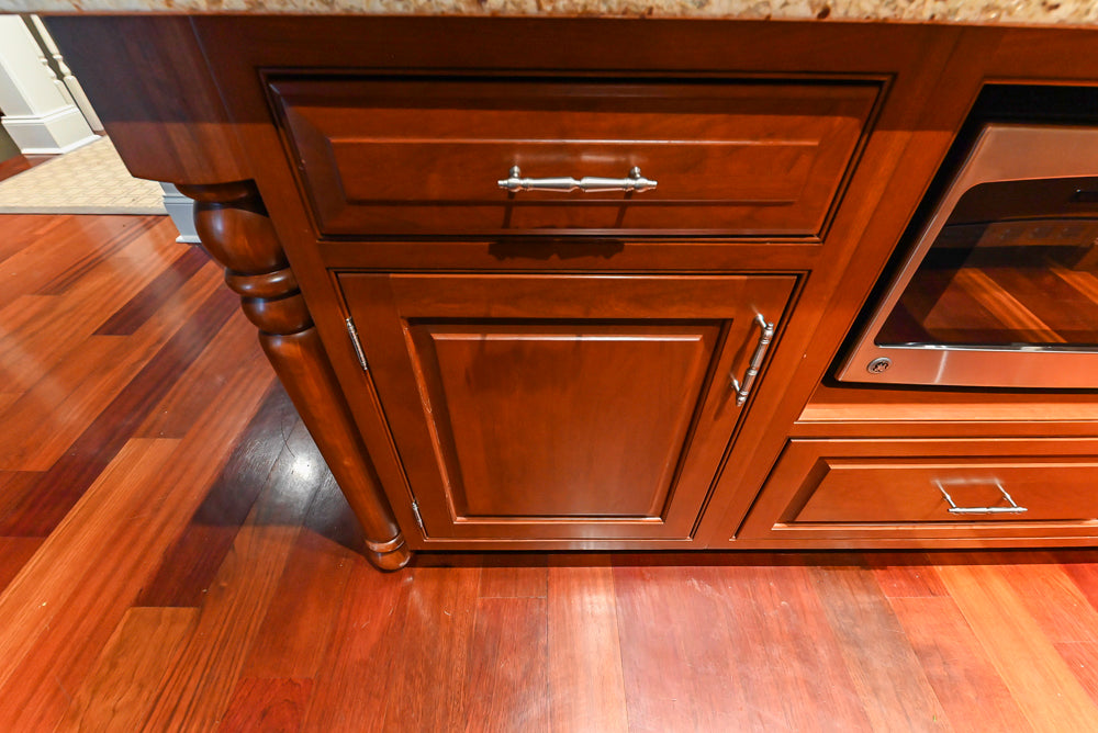 Plain & Fancy Traditional Craftsman Wood Kitchen with Island & Appliances
