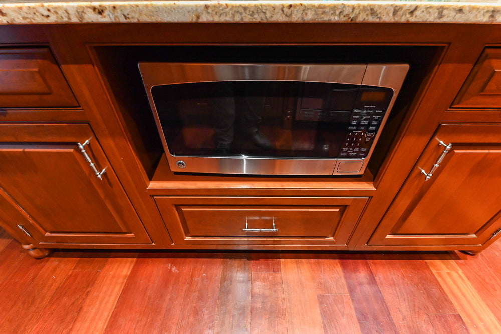Plain & Fancy Traditional Craftsman Wood Kitchen with Island & Appliances