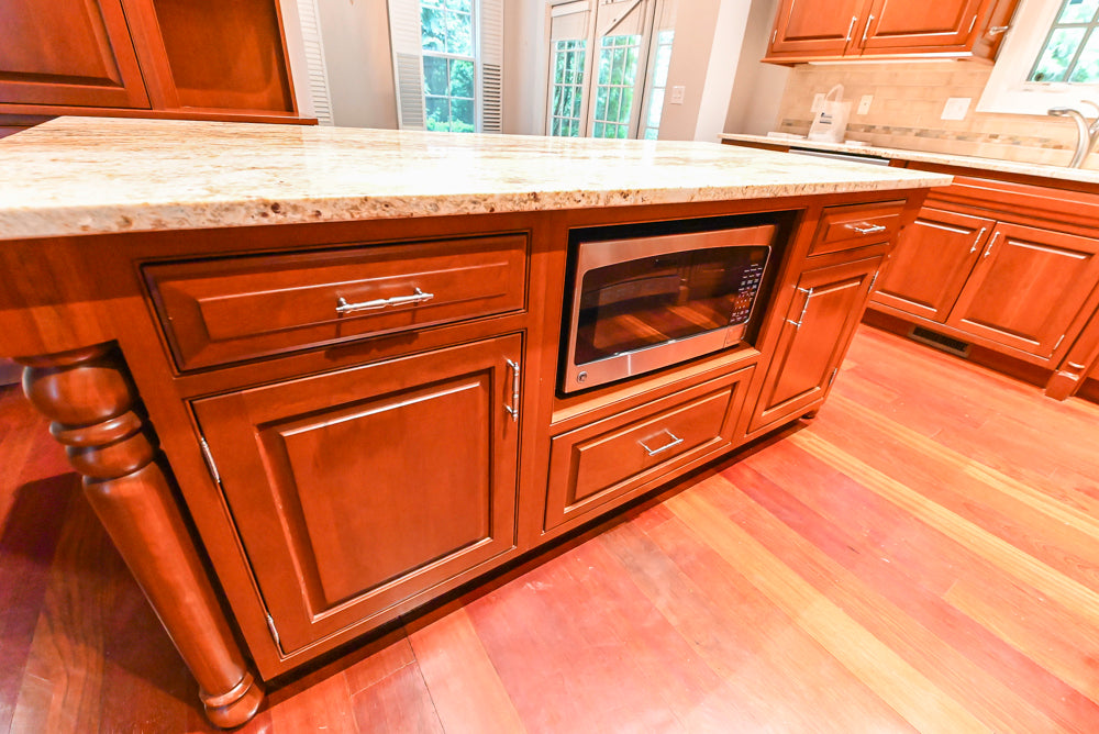 Plain & Fancy Traditional Craftsman Wood Kitchen with Island & Appliances