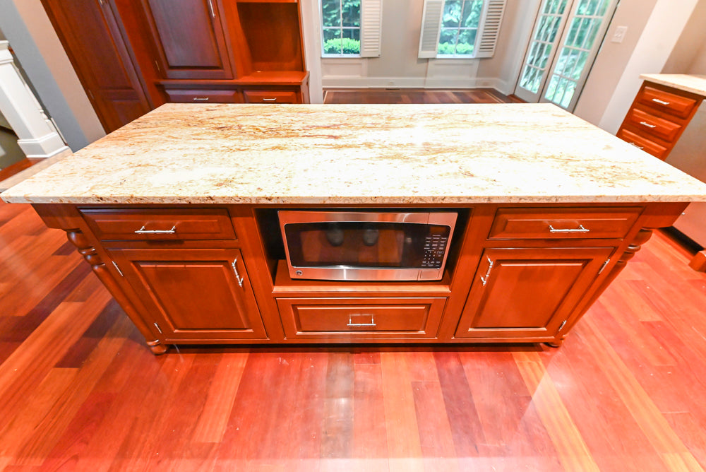 Plain & Fancy Traditional Craftsman Wood Kitchen with Island & Appliances