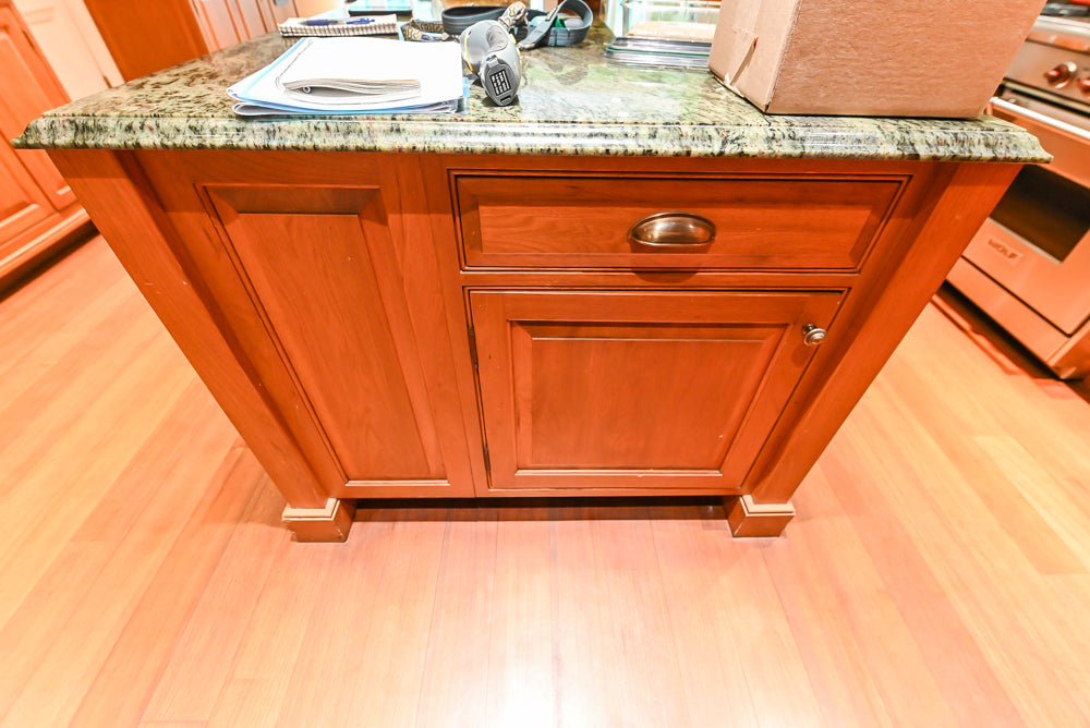 Premier Traditional Classic Wood Kitchen with Island & 60" Wolf Range