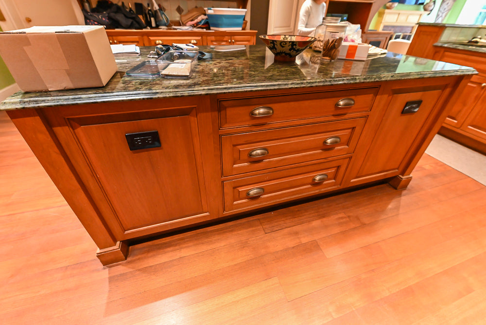Premier Traditional Classic Wood Kitchen with Island & 60" Wolf Range
