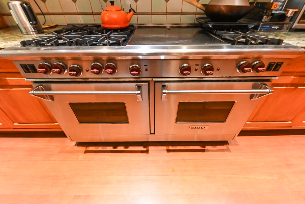 Premier Traditional Classic Wood Kitchen with Island & 60" Wolf Range