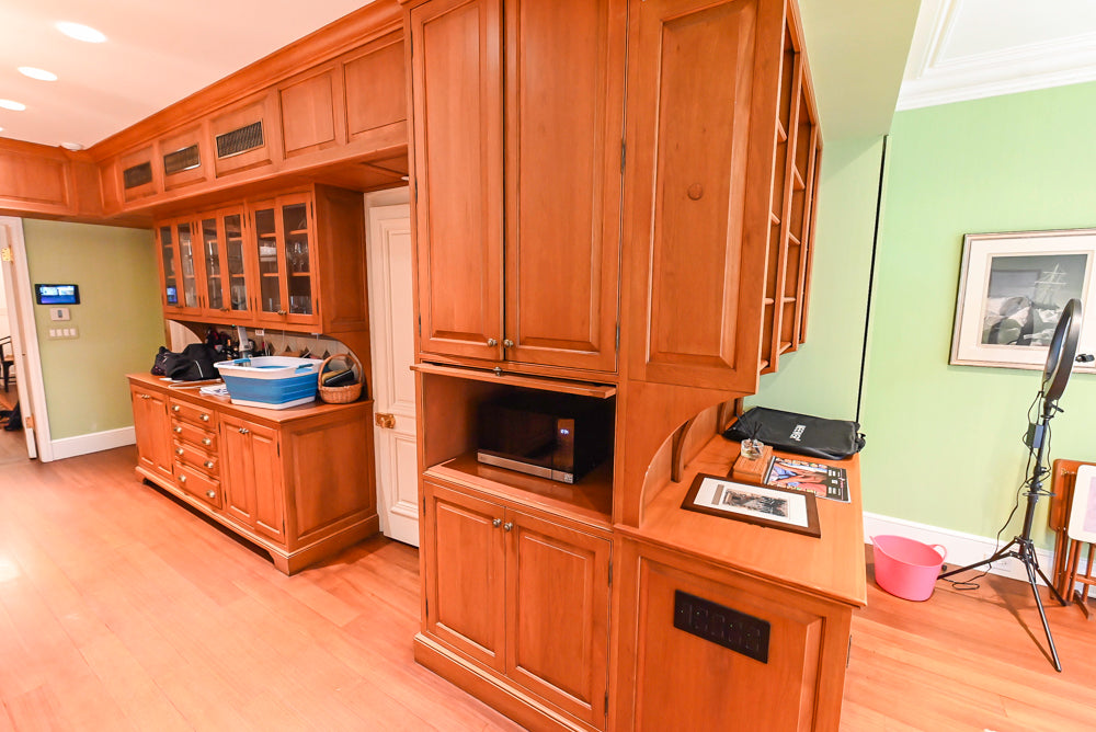 Premier Traditional Classic Wood Kitchen with Island & 60" Wolf Range