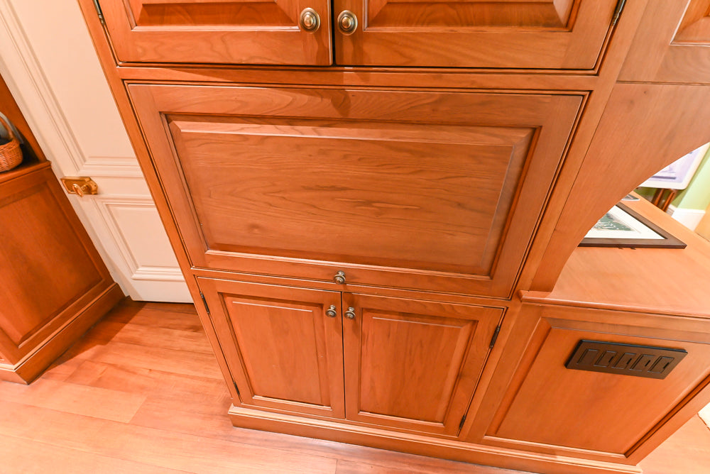 Premier Traditional Classic Wood Kitchen with Island & 60" Wolf Range