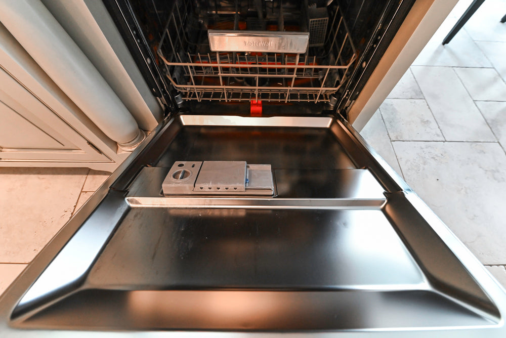 “The Abernathy” Grand Off White Kitchen with Island and Appliances