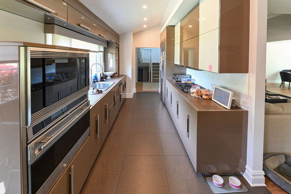Rossana Modern Glossy Mexican Sand Kitchen with Island and Appliances