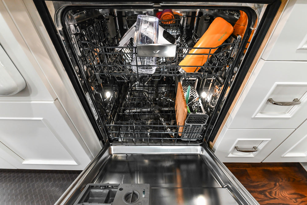 St. Martin Traditional Off-White Kitchen with Island & JennAir Appliances