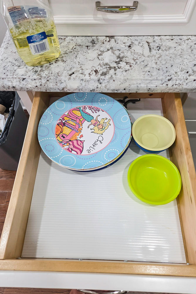 St. Martin Traditional Off-White Kitchen with Island & JennAir Appliances