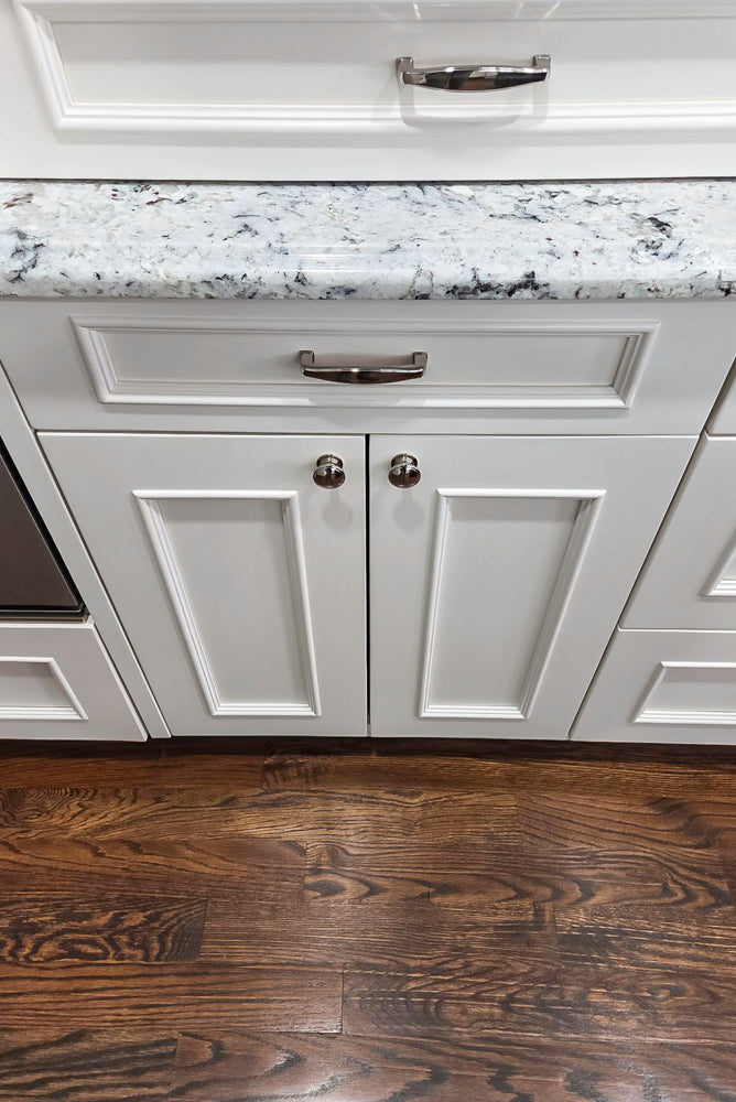 St. Martin Traditional Off-White Kitchen with Island & JennAir Appliances