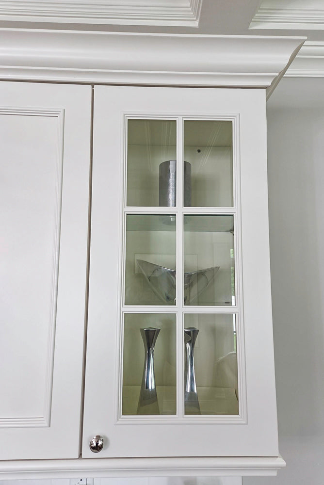 St. Martin Traditional Off-White Kitchen with Island & JennAir Appliances