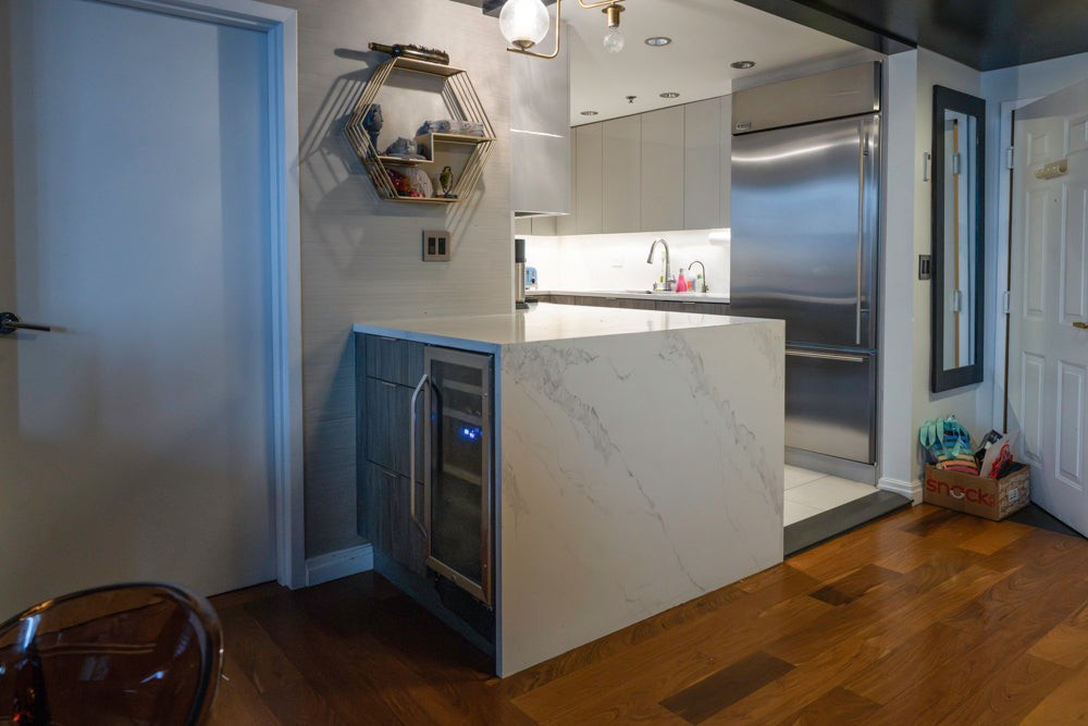 Miralis Modern Grey Two-Textured Kitchen with Viking Range