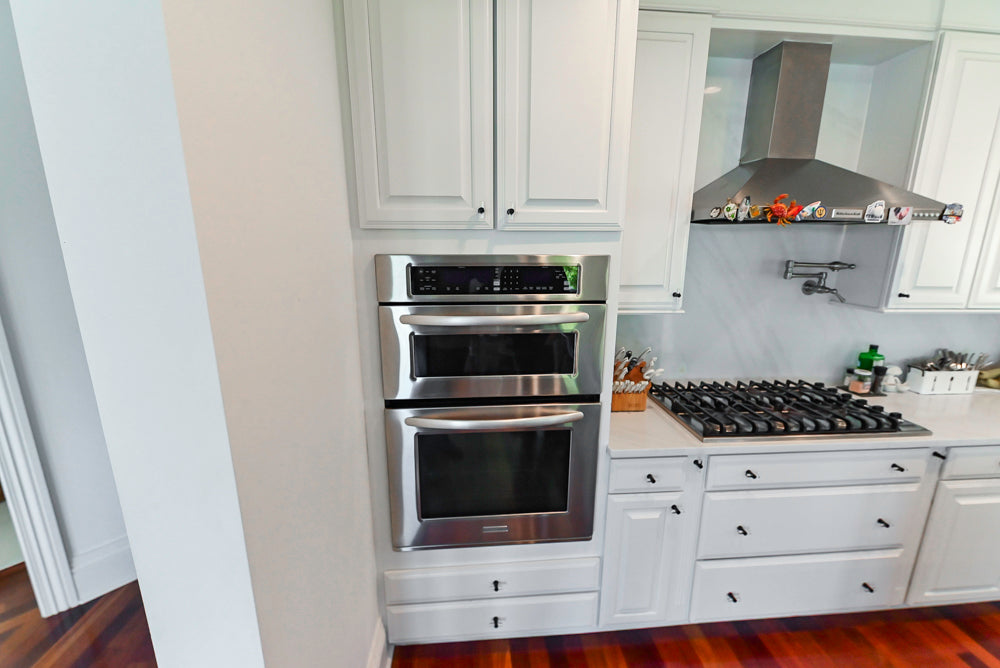 "The Kensington" Traditional White Kitchen with Island & Appliances