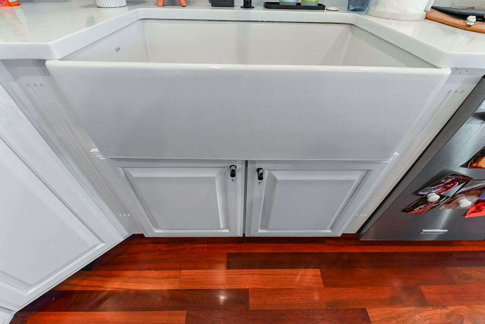 "The Kensington" Traditional White Kitchen with Island & Appliances