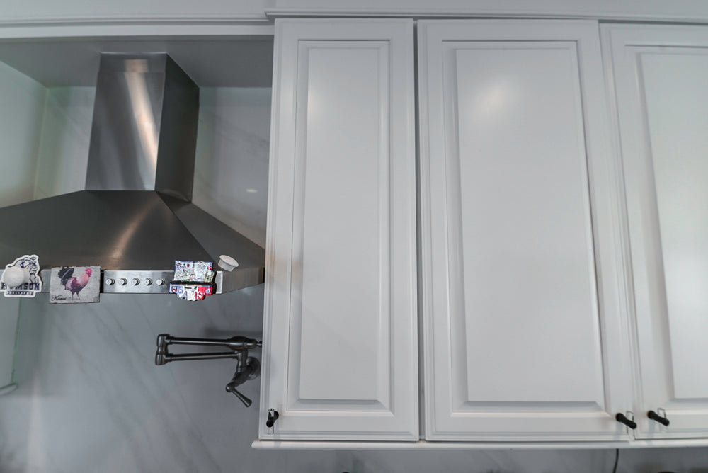 "The Kensington" Traditional White Kitchen with Island & Appliances