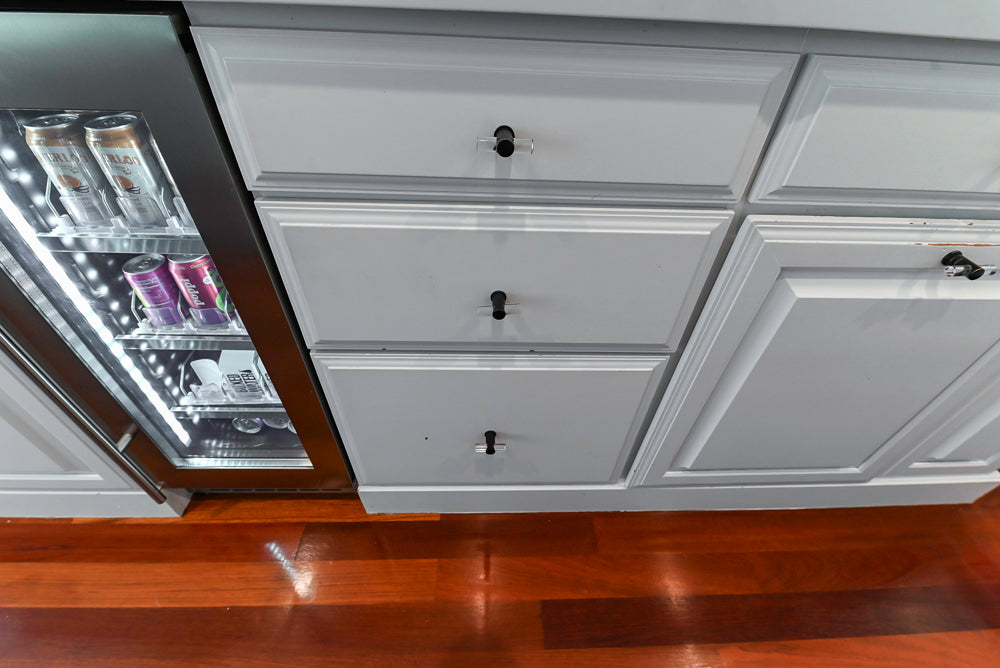 "The Kensington" Traditional White Kitchen with Island & Appliances
