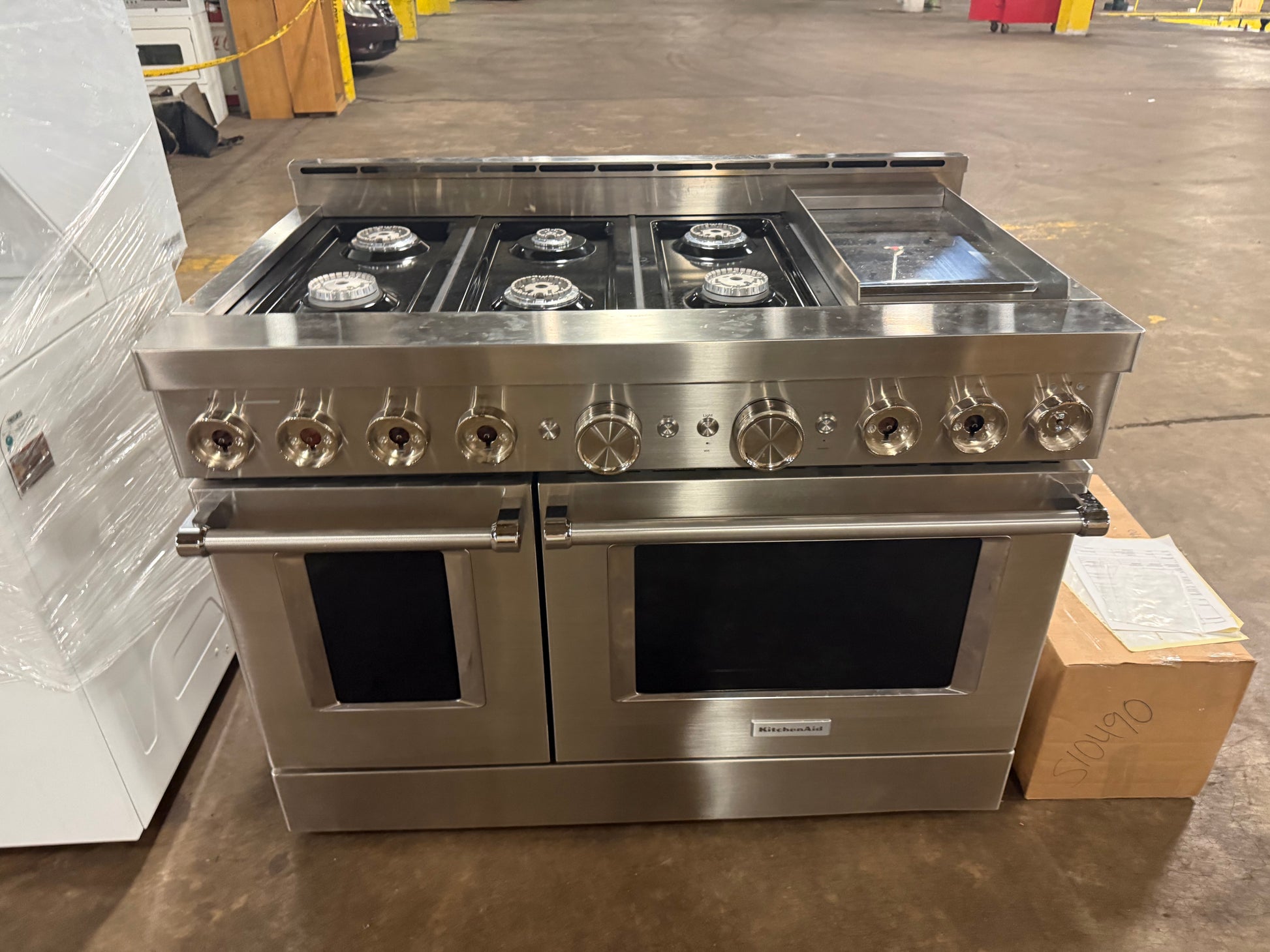 KitchenAid KFGC558JSS 48 inch smart commercial style gas range front view stainless steel