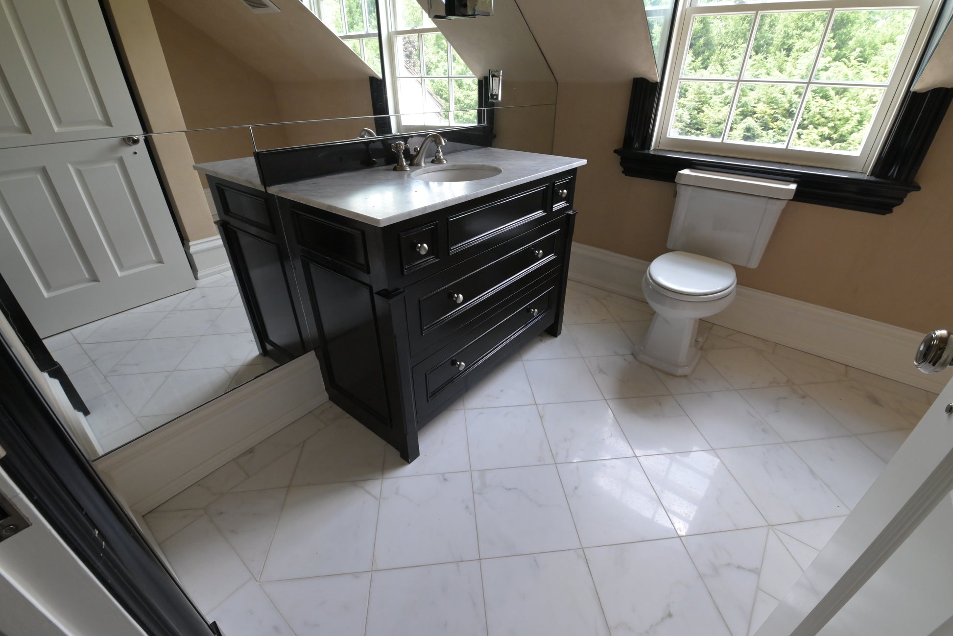 Luxury modern black single-sink vanity for primary baths and powder rooms