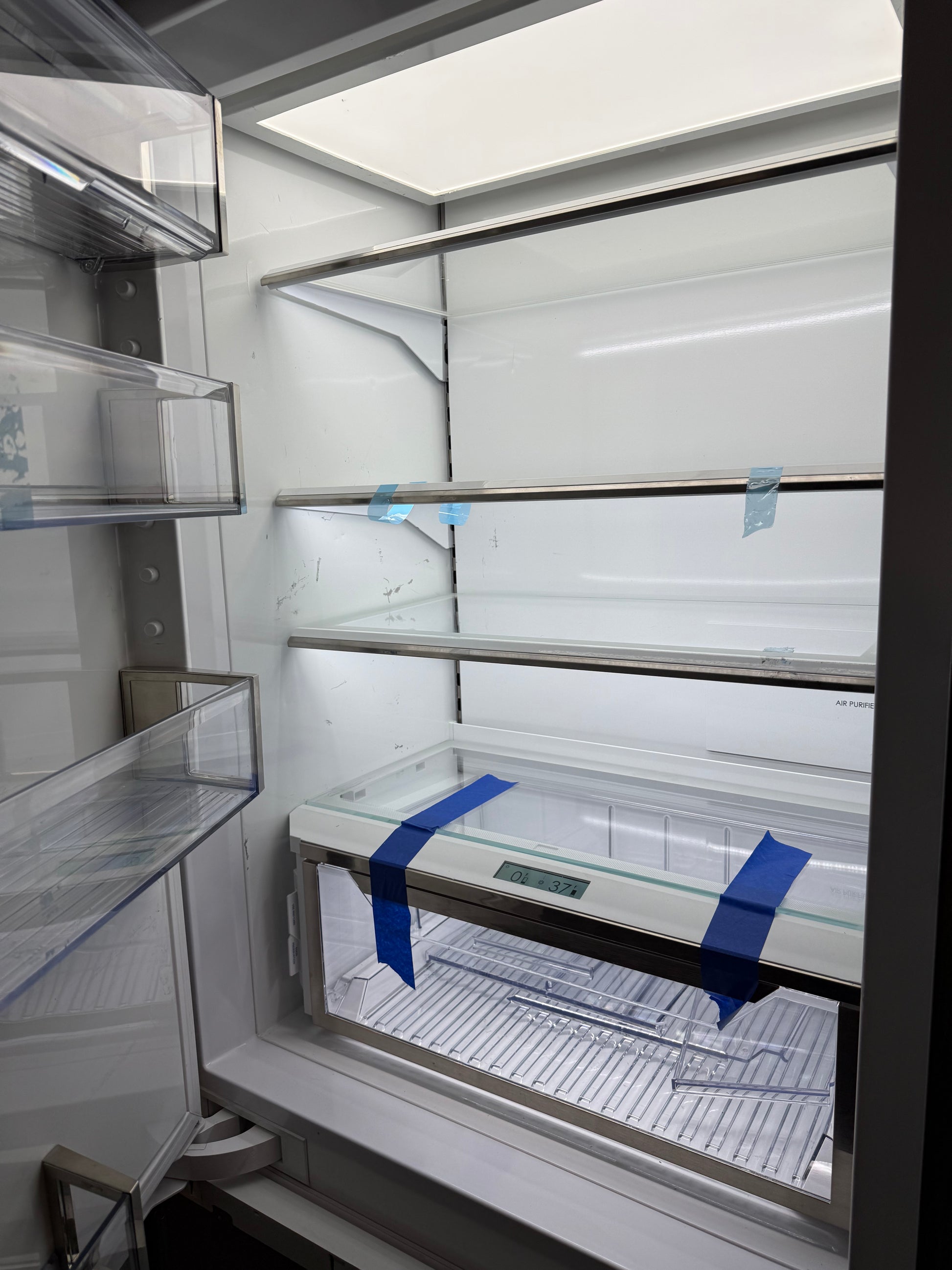 Sub-Zero DET3050CI/L 30" Panel Ready Bottom Freezer Refrigerator