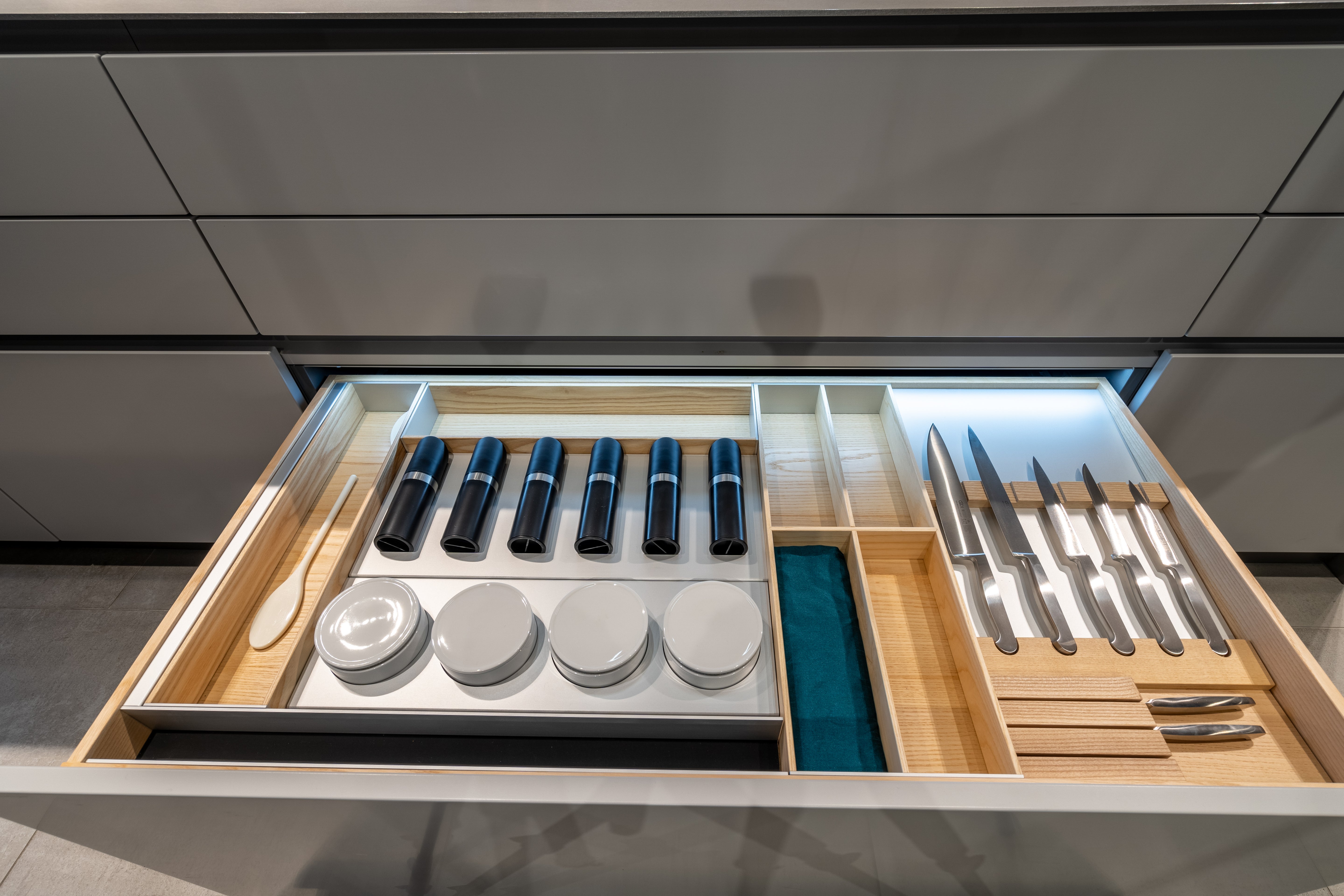 eggersmann USA Black & Grey Work's Glass Modern Kitchen with Sub-Zero & Wolf Appliances