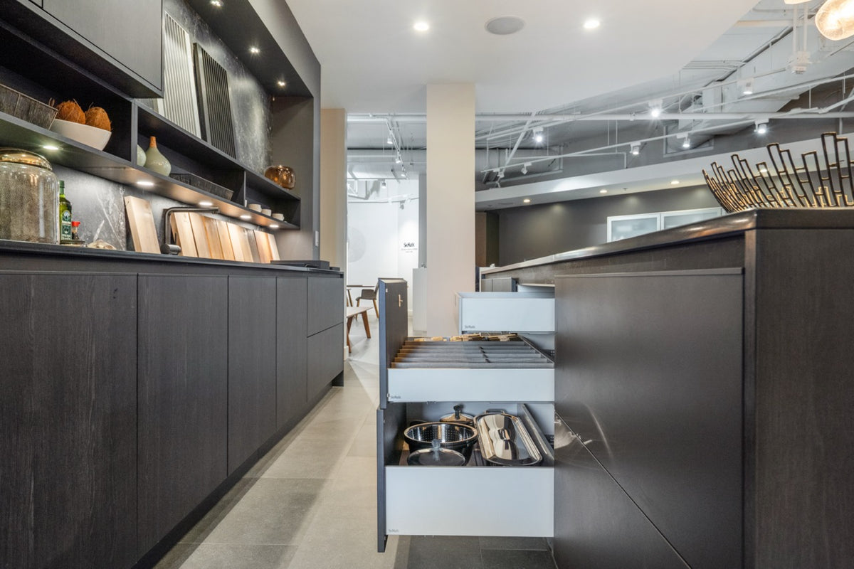 SieMatic Modern Black Kitchen with Island & Miele Appliances | photo 23