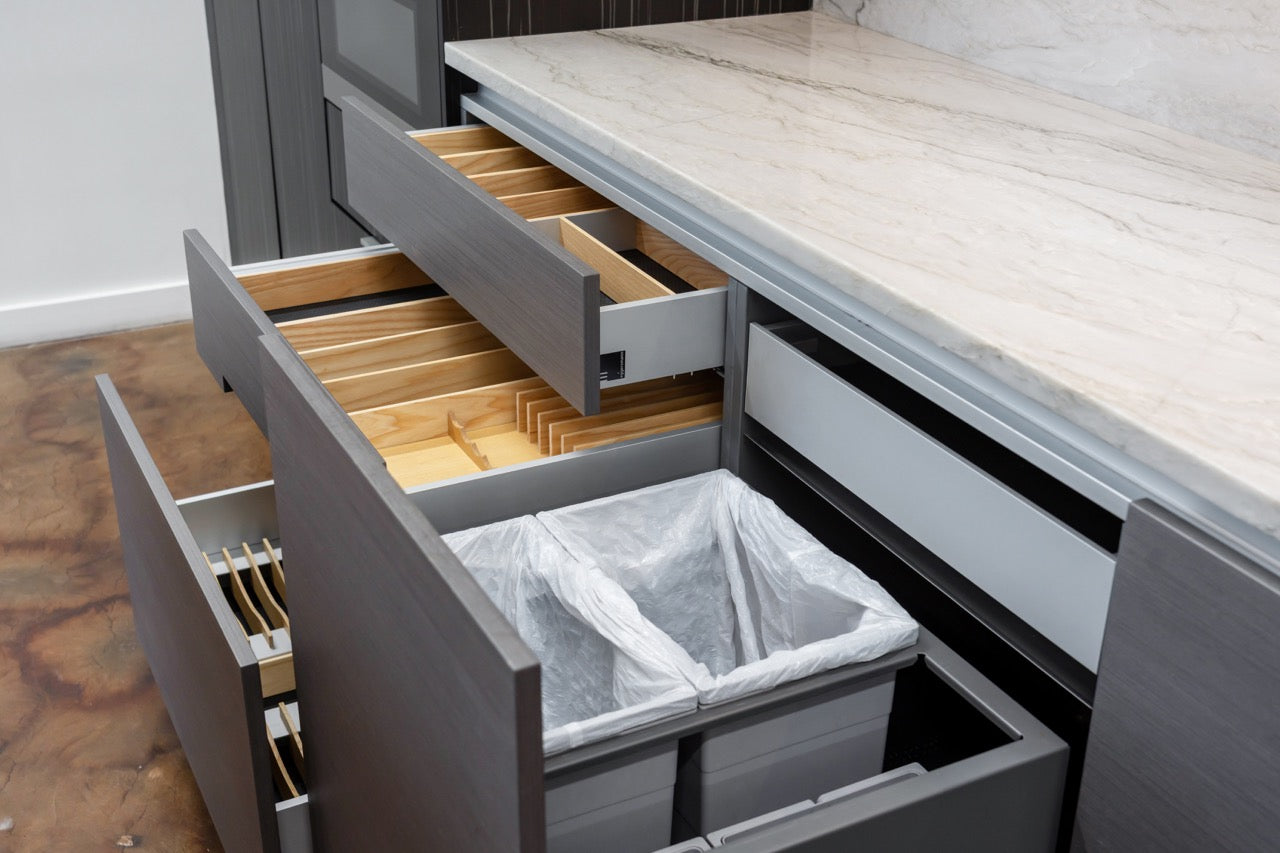 eggersmann Vancouver Wood Veneer Modern Kitchen with Waterfall Island & Miele Appliances