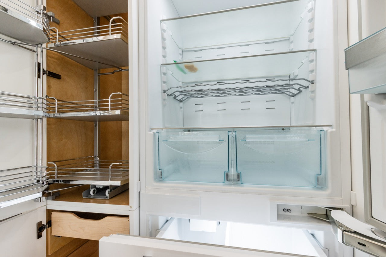 Irpinia Transitional White Kitchen with Island, Quartz Countertops and Miele Appliances