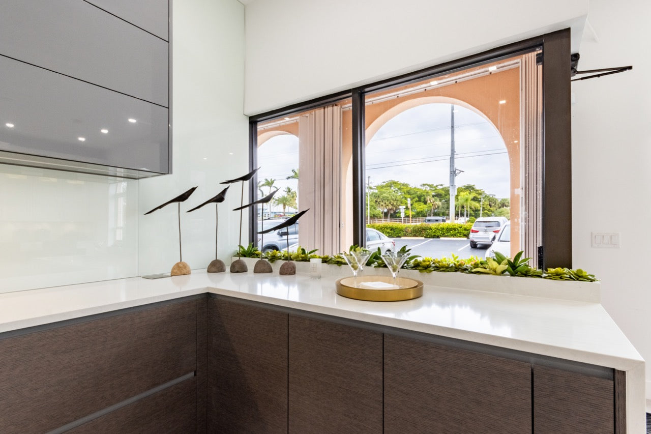 Irpinia Modern Glossy Grey & Matte Wood Veneer Butler's Pantry with Quartz Countertops and Miele Appliances