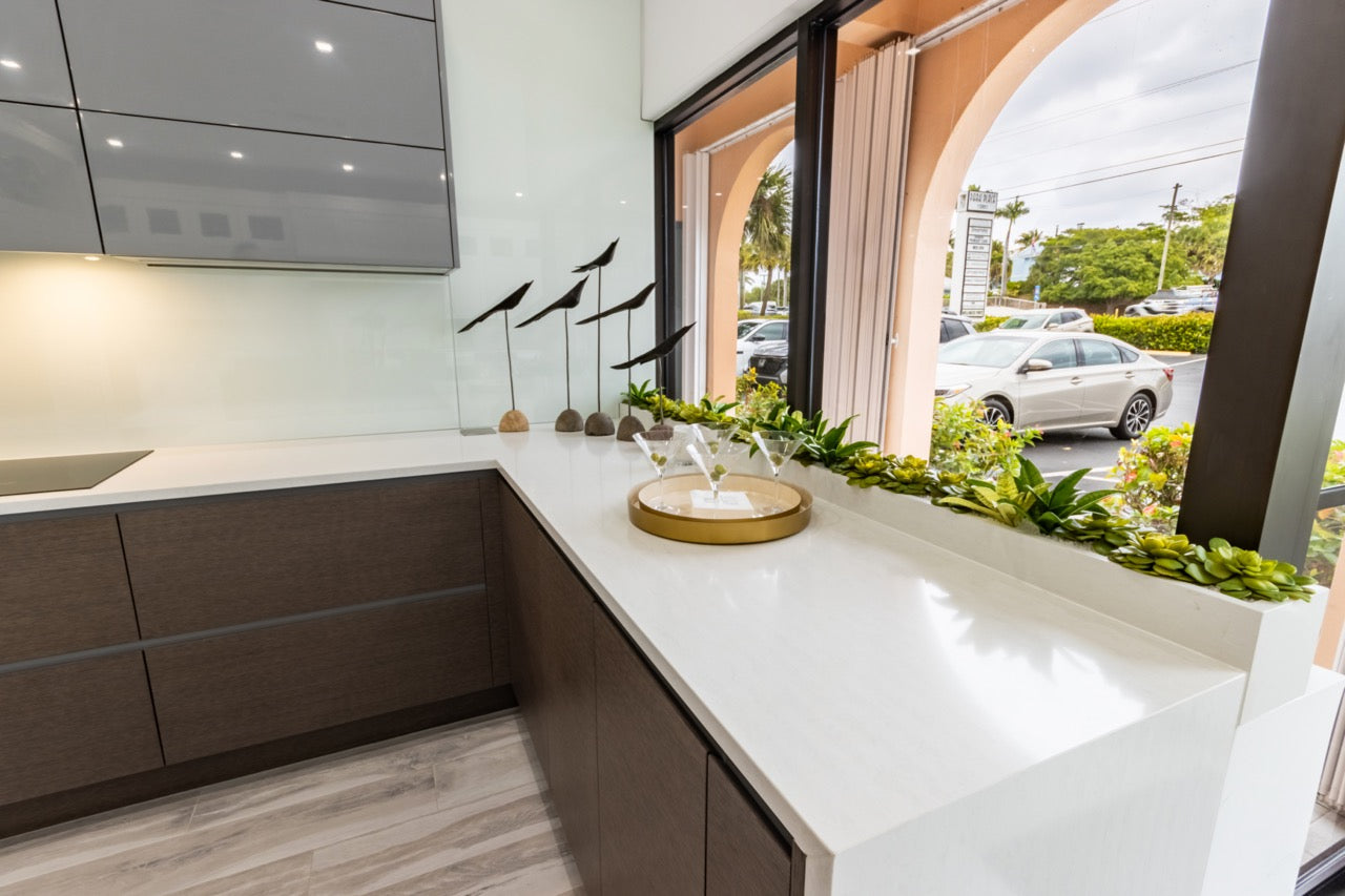 Irpinia Modern Glossy Grey & Matte Wood Veneer Butler's Pantry with Quartz Countertops and Miele Appliances