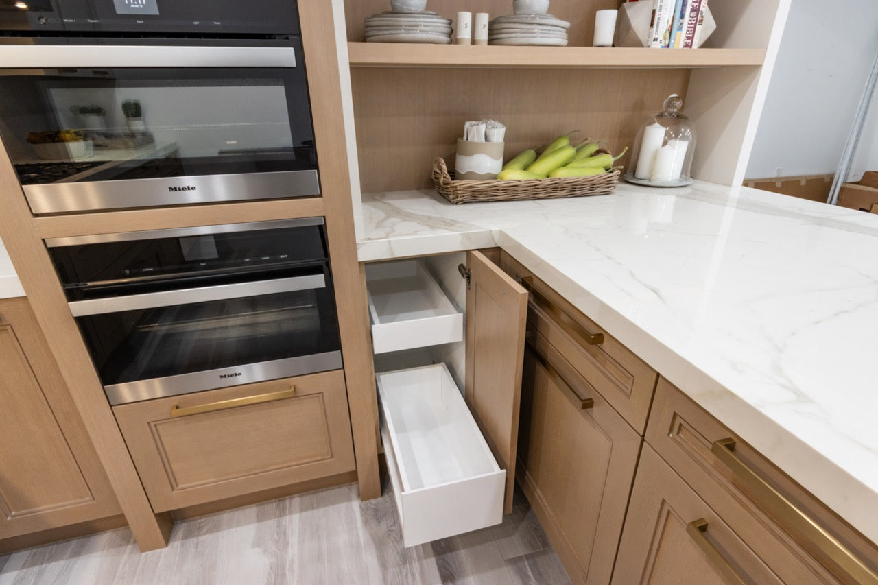 Irpinia Transitional White & Oak Kitchen with Quartz Countertops and Miele Appliances