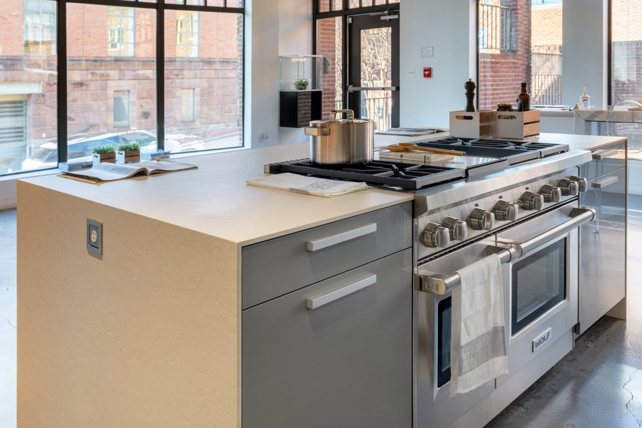 Poggenpohl Artesio Modern Grey and Wood Veneer Kitchen with Island and Wolf & Sub-Zero Appliances